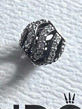 Authentic Pandora Winter Wisp Pave Charm #791197CZ